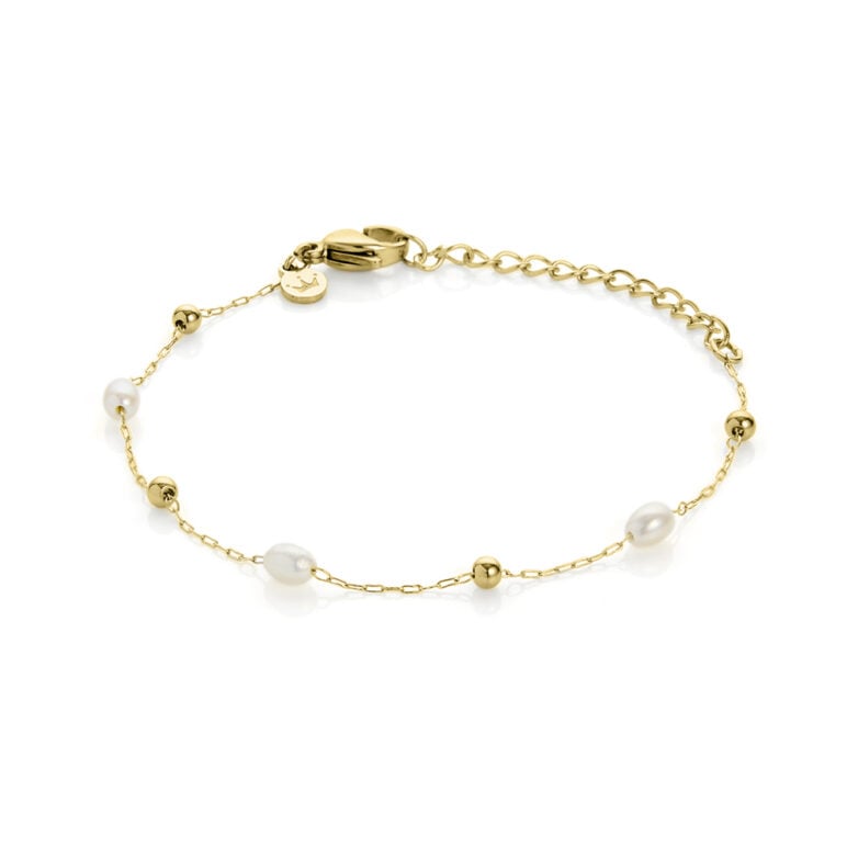 3mm freshwater pearls and yellow gold plated stainless steel chain bracelet