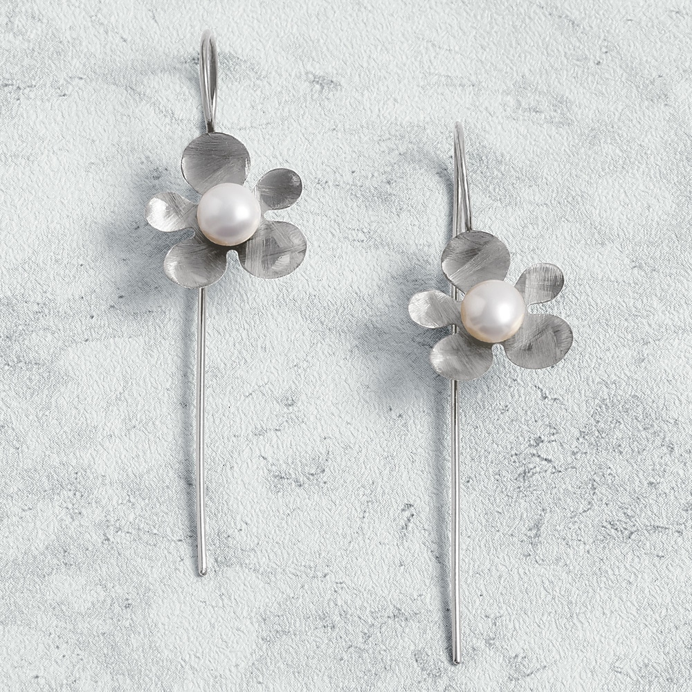 Blossom_SilverLargeDaisyhooks_1000x1000-1.jpg Blossom_SilverLargeDaisyhooks_1000x1000-1.jpg