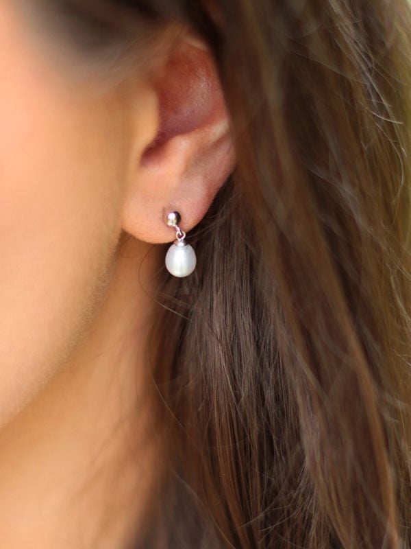 Jersey-Pearl-Classics-White-Pearl-Drop-Earrings.jpg
