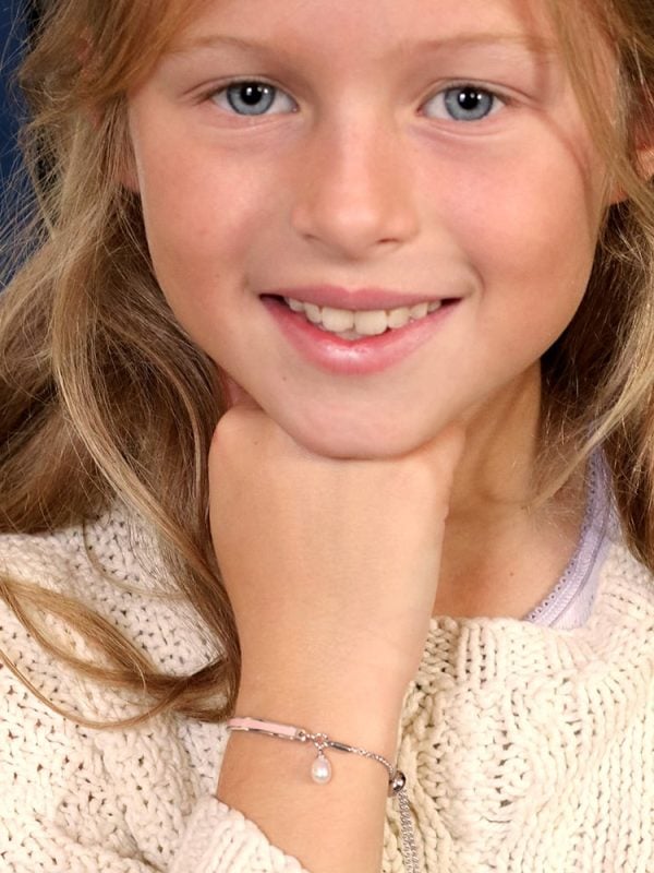 My first pearl bracelet 1000 jpg