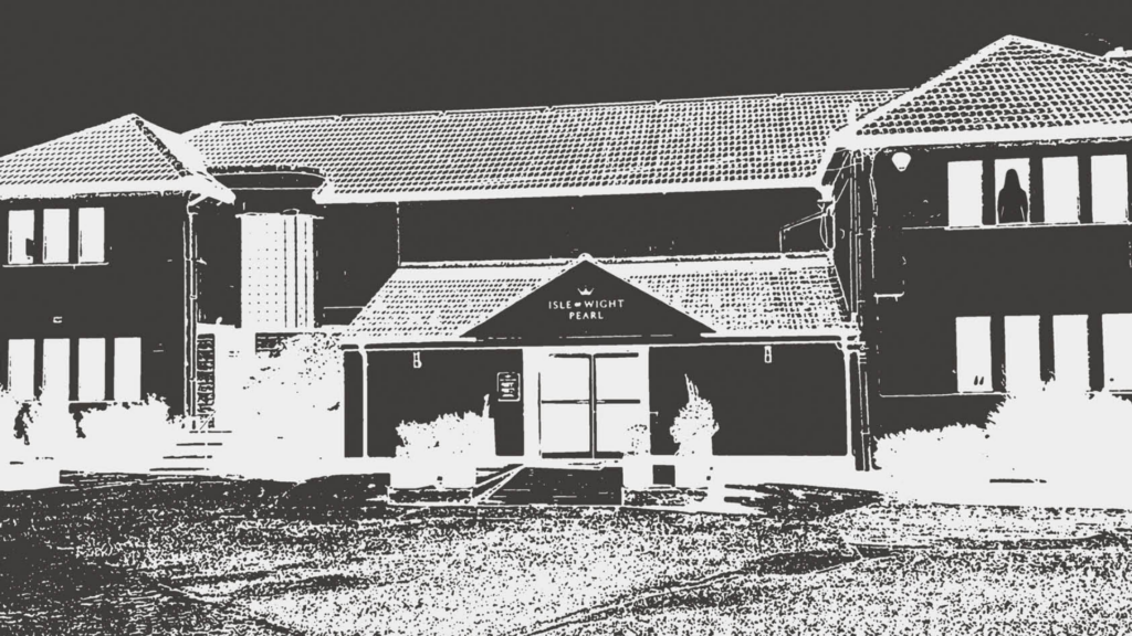 graphic video of isle of wight pearl building